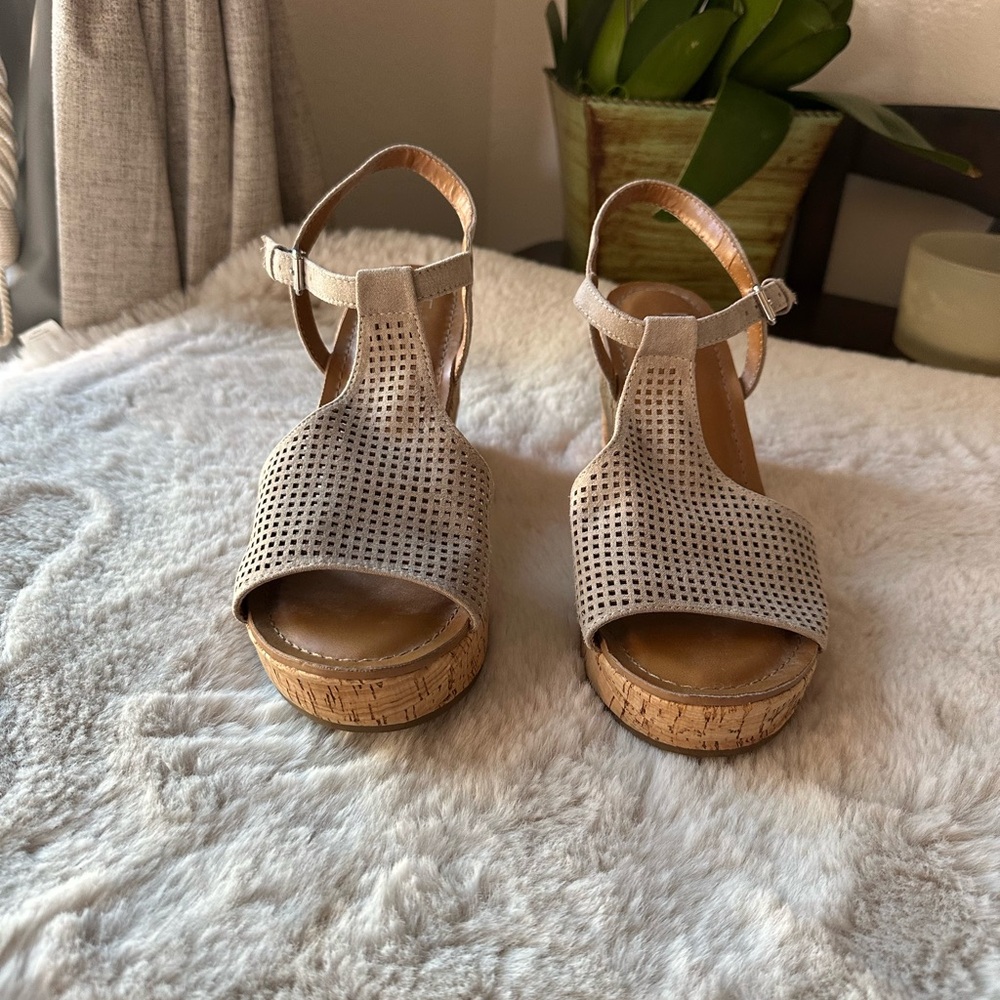 Franco Sarto Beige Perforated Wedges